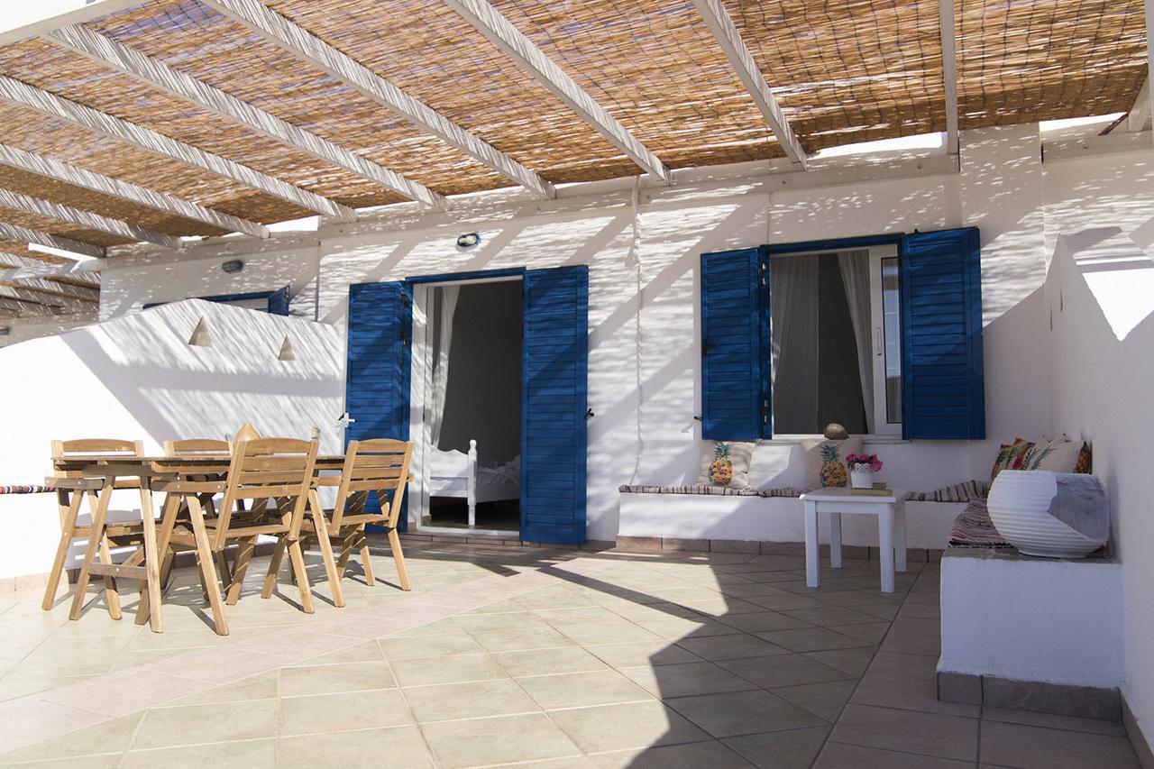 Armadoros Hotel / Ios Backpackers Екстериор снимка